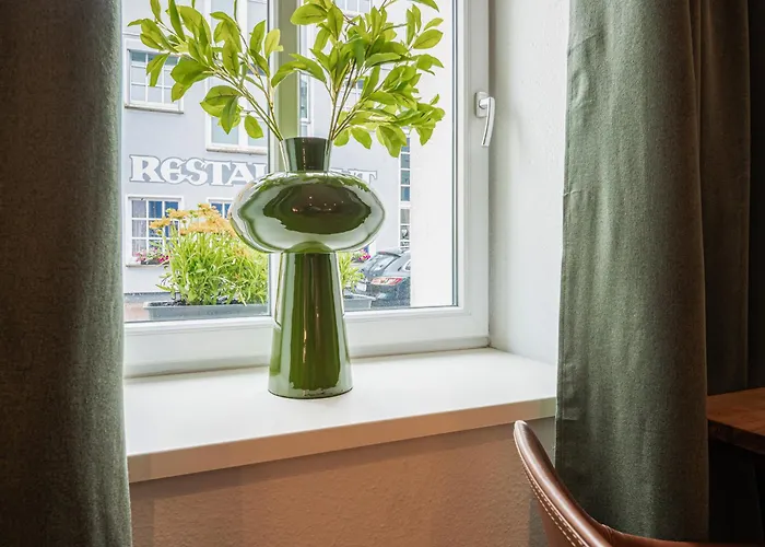 Schoene In * 克桑滕